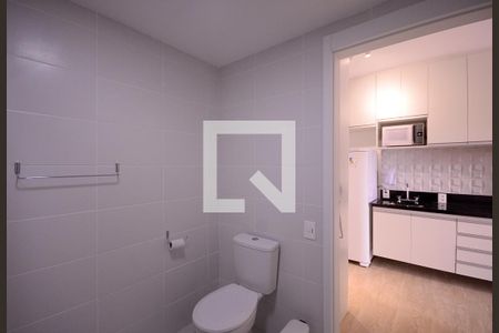 Banheiro de apartamento para alugar com 1 quarto, 32m² em Vila Gumercindo, São Paulo