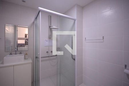 Banheiro de apartamento para alugar com 1 quarto, 32m² em Vila Gumercindo, São Paulo