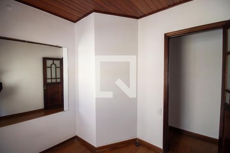 Quarto 1 de casa de condomínio para alugar com 3 quartos, 163m² em Jardim Lucia, São Paulo