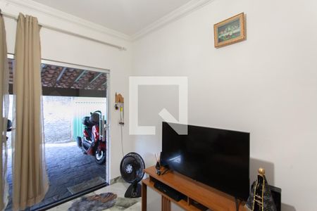 Sala de casa para alugar com 4 quartos, 205m² em Jardim dos Comerciários, Belo Horizonte