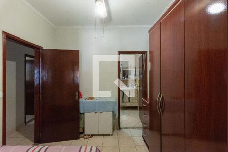 Suíte de casa à venda com 3 quartos, 168m² em Parque Residencial Vila União, Campinas