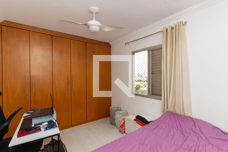 Quarto 2 de apartamento para alugar com 2 quartos, 57m² em Vila Monumento, São Paulo