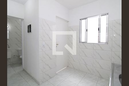 Sala/Cozinha de apartamento para alugar com 1 quarto, 31m² em Vila Constança, São Paulo