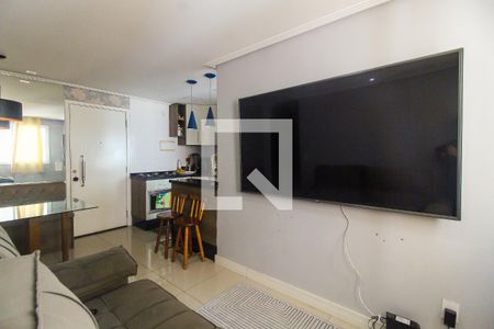 Sala de apartamento à venda com 2 quartos, 46m² em Vila Carmosina, São Paulo