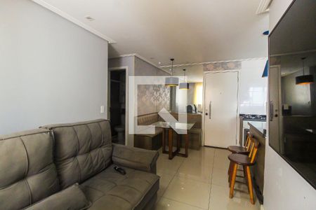 Sala de apartamento à venda com 2 quartos, 46m² em Vila Carmosina, São Paulo