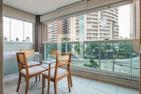 Varanda de apartamento para alugar com 2 quartos, 62m² em Pinheiros, São Paulo