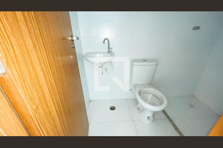 Banheiro de apartamento para alugar com 1 quarto, 28m² em Santana, São Paulo