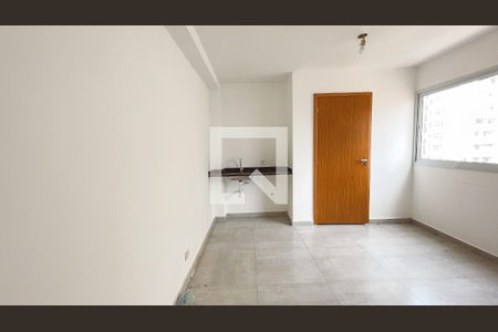 Cozinha de apartamento para alugar com 1 quarto, 26m² em Santana, São Paulo