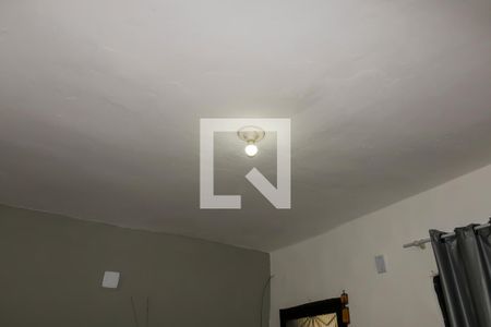 Sala de casa à venda com 1 quarto, 70m² em Pilares, Rio de Janeiro