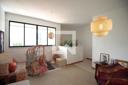 Sala de estar de apartamento para alugar com 2 quartos, 158m² em São Pedro, Belo Horizonte