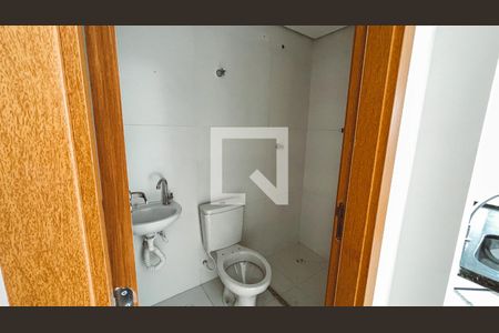 Banheiro de apartamento para alugar com 1 quarto, 24m² em Santana, São Paulo