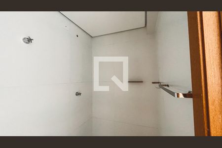 Banheiro de apartamento para alugar com 1 quarto, 24m² em Santana, São Paulo