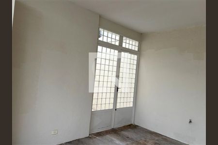 Casa à venda com 3 quartos, 179m² em Mirandópolis, São Paulo