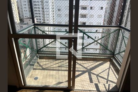 Varanda Sala de apartamento à venda com 2 quartos, 112m² em Perdizes, São Paulo