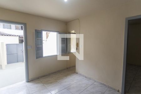 Sala de casa para alugar com 1 quarto, 60m² em Santa Tereza, Belo Horizonte