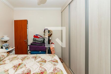 Quarto 1 de apartamento para alugar com 2 quartos, 60m² em Estrela Dalva, Belo Horizonte