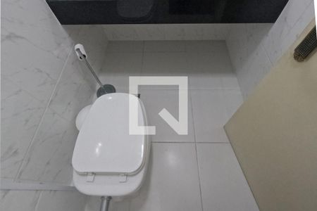 Lavabo de apartamento para alugar com 3 quartos, 131m² em Aparecida, Santos