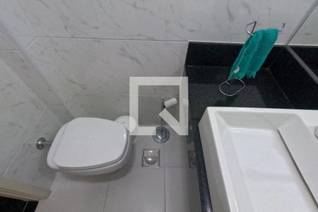 Lavabo de apartamento para alugar com 3 quartos, 131m² em Aparecida, Santos