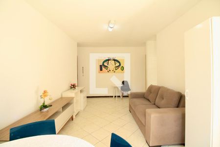 Sala de casa para alugar com 1 quarto, 60m² em Boca do Rio, Salvador