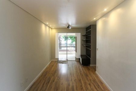 Sala de apartamento para alugar com 3 quartos, 70m² em Vila Prudente, São Paulo