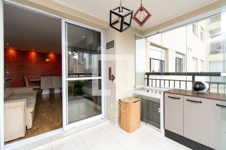 Varanda de apartamento para alugar com 2 quartos, 60m² em Jardim Flor da Montanha, Guarulhos