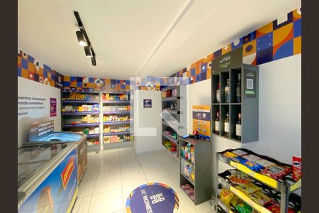 Apartamento à venda com 86m², 2 quartos e 2 vagas Apartamento à venda com 86m², 2 quartos e 2 vagasÁrea comum - Mercado