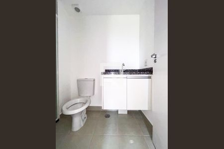 Banheiro de apartamento à venda com 1 quarto, 25m² em Jardim Monte Azul, São Paulo