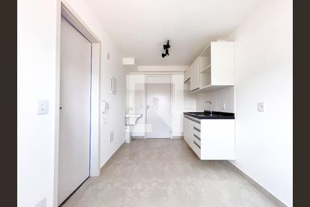 Sala/Cozinha de apartamento à venda com 1 quarto, 25m² em Jardim Monte Azul, São Paulo