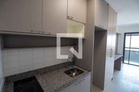 Cozinha de kitnet/studio para alugar com 1 quarto, 28m² em Butantã, São Paulo