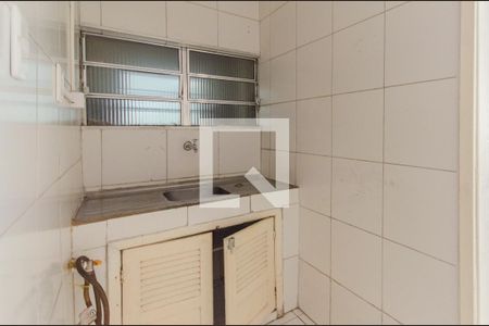 Cozinha de apartamento para alugar com 1 quarto, 25m² em Liberdade, São Paulo