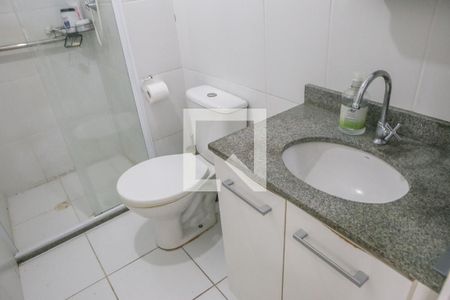 Banheiro de apartamento para alugar com 1 quarto, 33m² em Barra Funda, São Paulo