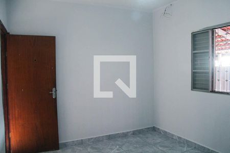 Entrada Quarto 1 sem Suíte de casa para alugar com 4 quartos, 240m² em Setor Campinas, Goiânia