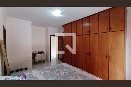 Suíte de casa para alugar com 3 quartos, 245m² em Jardim Morumbi, Sorocaba