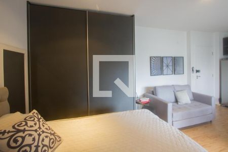 Quarto de kitnet/studio à venda com 1 quarto, 35m² em Campo Belo, São Paulo