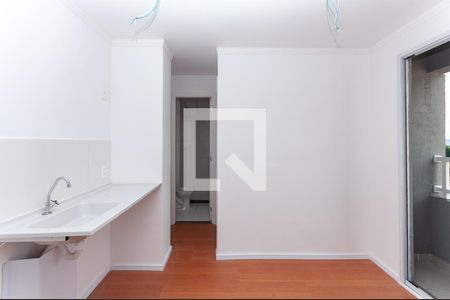 Sala/cozinha de apartamento para alugar com 1 quarto, 56m² em Lapa, São Paulo