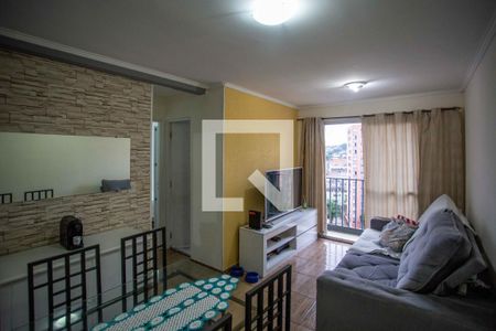 Sala de apartamento para alugar com 2 quartos, 48m² em Taboão, Diadema