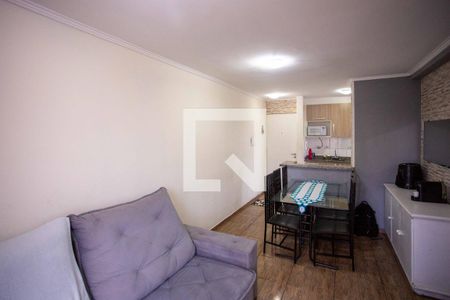 Sala de apartamento para alugar com 2 quartos, 48m² em Taboão, Diadema