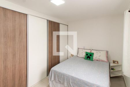 Quarto 1   de casa à venda com 2 quartos, 86m² em Vila Nelson, São Paulo