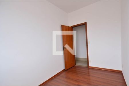 Quarto1 de apartamento à venda com 3 quartos, 99m² em Concórdia, Belo Horizonte