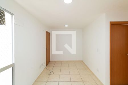 Sala de apartamento para alugar com 2 quartos, 43m² em Cosmos, Rio de Janeiro