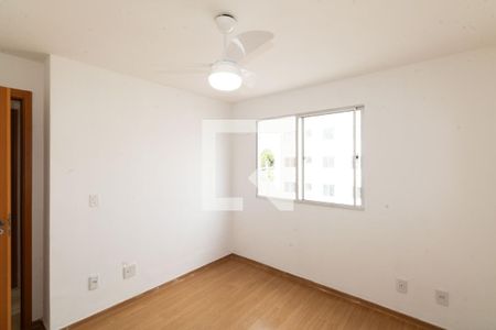 Quarto 1 de apartamento para alugar com 2 quartos, 43m² em Cosmos, Rio de Janeiro