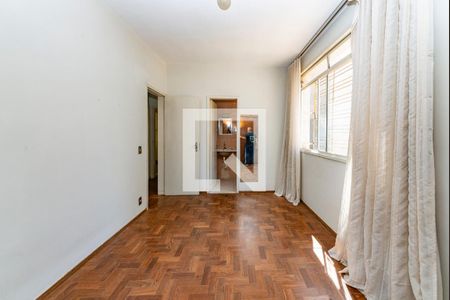 Suíte de apartamento para alugar com 3 quartos, 110m² em Cruzeiro, Belo Horizonte