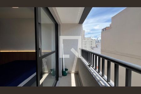 Sacada de kitnet/studio para alugar com 1 quarto, 25m² em Pinheiros, São Paulo