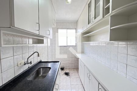 Cozinha de apartamento à venda com 2 quartos, 60m² em Vila Anastácio, São Paulo