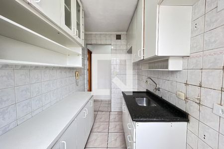 Cozinha de apartamento à venda com 2 quartos, 60m² em Vila Anastácio, São Paulo