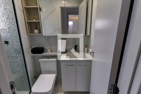 Banheiro de apartamento para alugar com 2 quartos, 40m² em Vila Plana, São Paulo