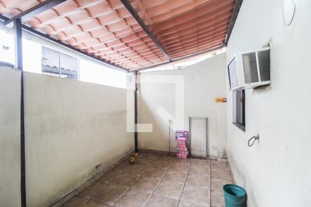 Varanda de casa para alugar com 1 quarto, 60m² em Olinda, Nilópolis