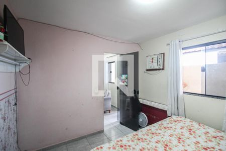 Quarto de casa para alugar com 1 quarto, 60m² em Olinda, Nilópolis