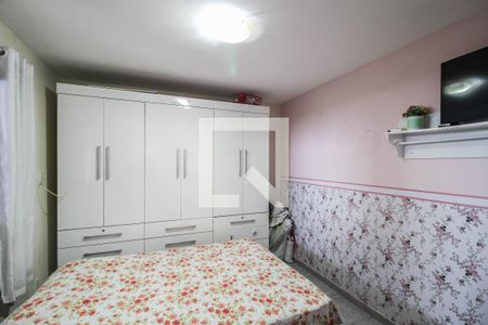 Quarto de casa para alugar com 1 quarto, 60m² em Olinda, Nilópolis