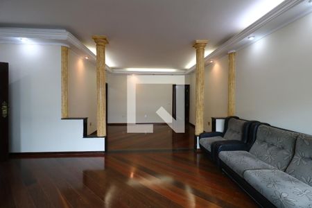 Sala de casa para alugar com 3 quartos, 283m² em Jardim Bela Vista, Santo André